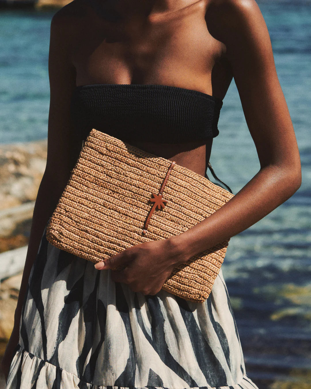 Raffia Clutch Leather Palm Tan
