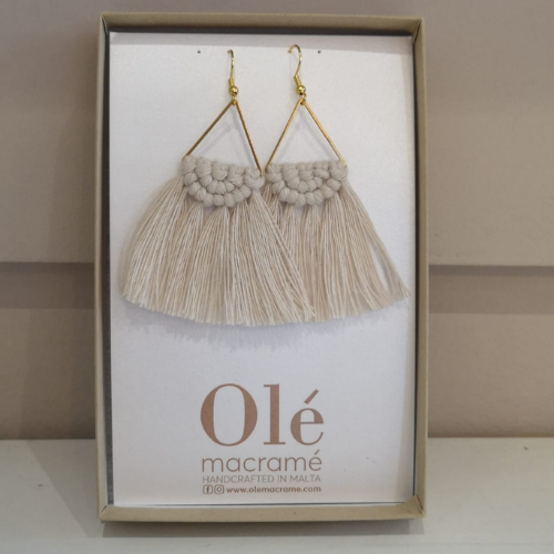 Petite semi circle earrings nude & gold