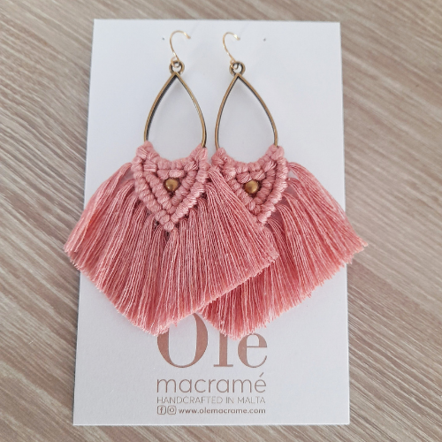 Half hitch drops blush pink & brass