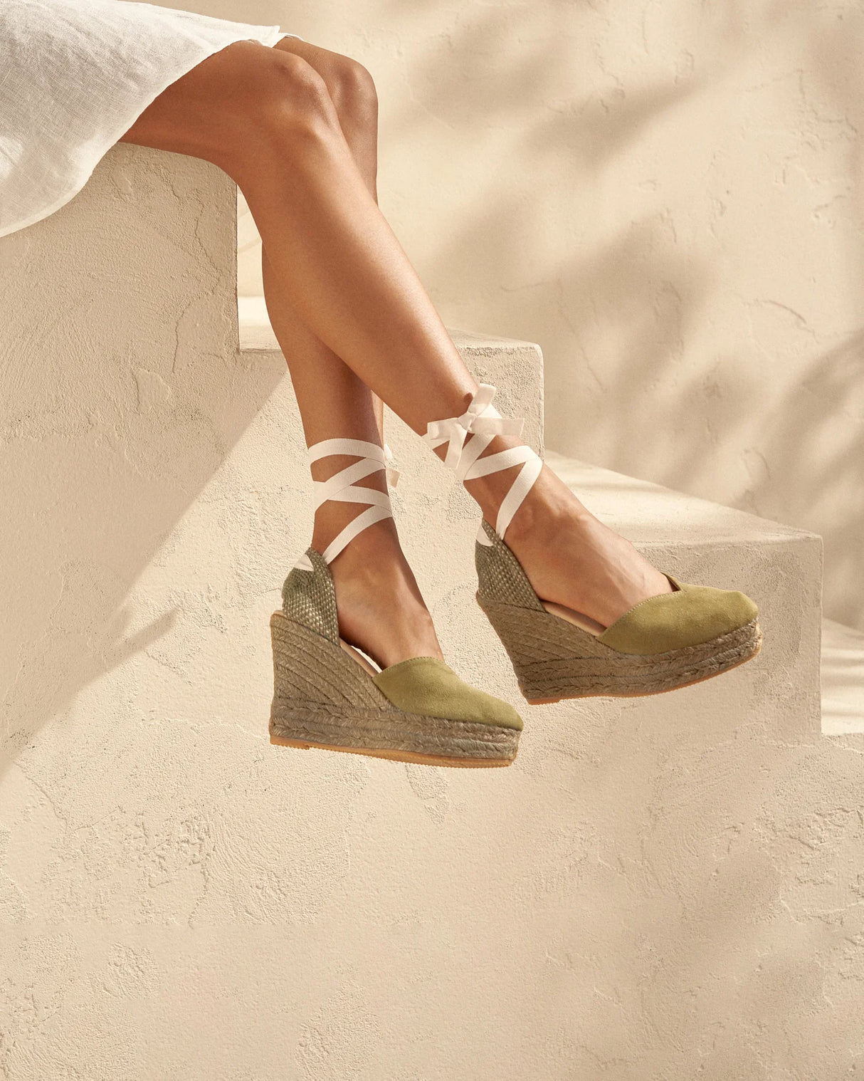Soft Suede Heart-Shaped Wedge Espadrilles Hamptons Kaki Green On Tone